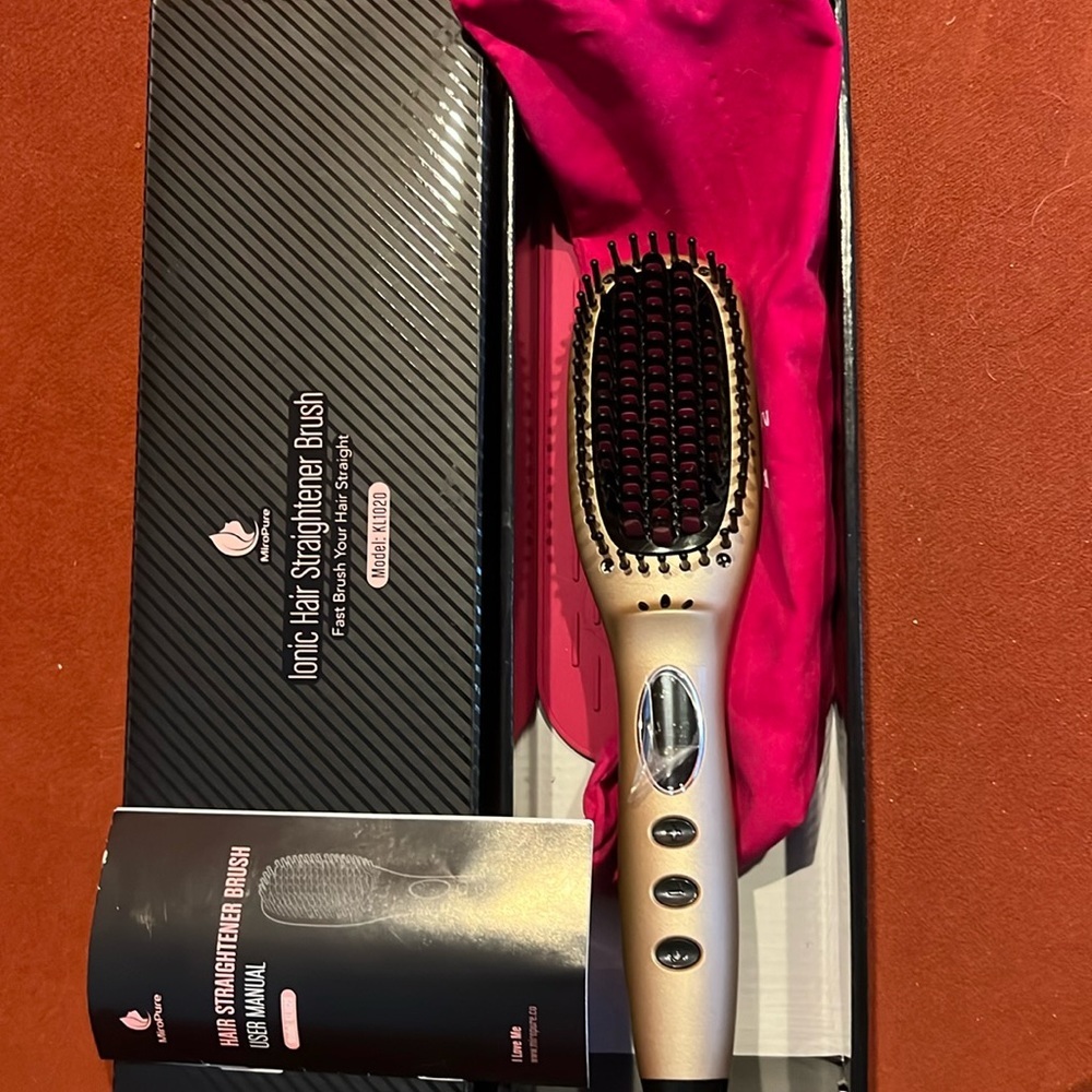NWOT Ionic Miropure Hair Straightener Brush